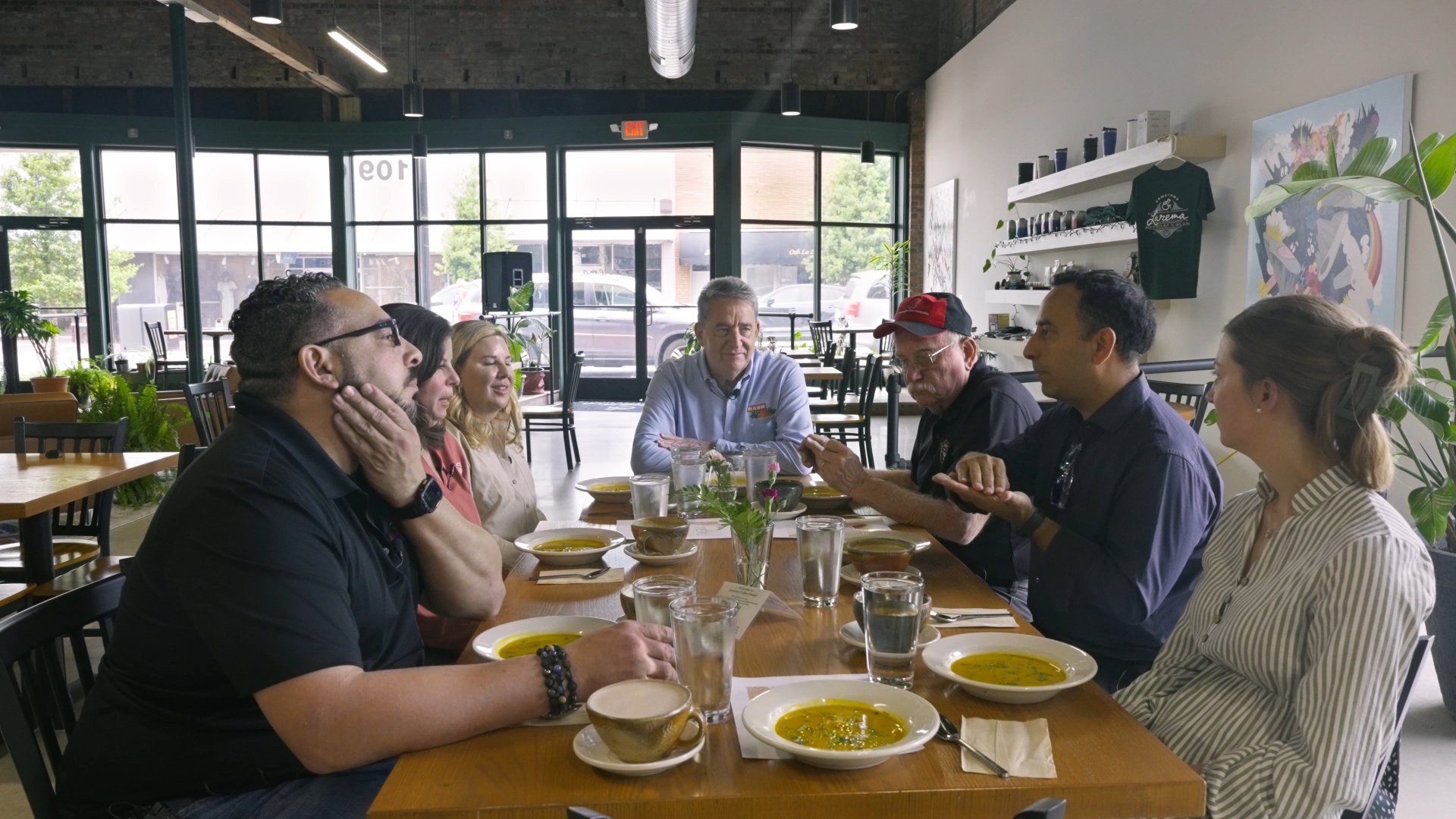 Food Revolution production lunch